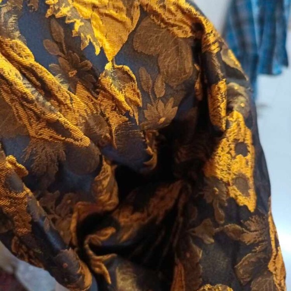 Elegant Floral A-Line Midi Dress - Picture 3 of 5